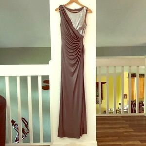 ✨ ADRIANNA PAPELL PEWTER SEQUIN GOWN ✨